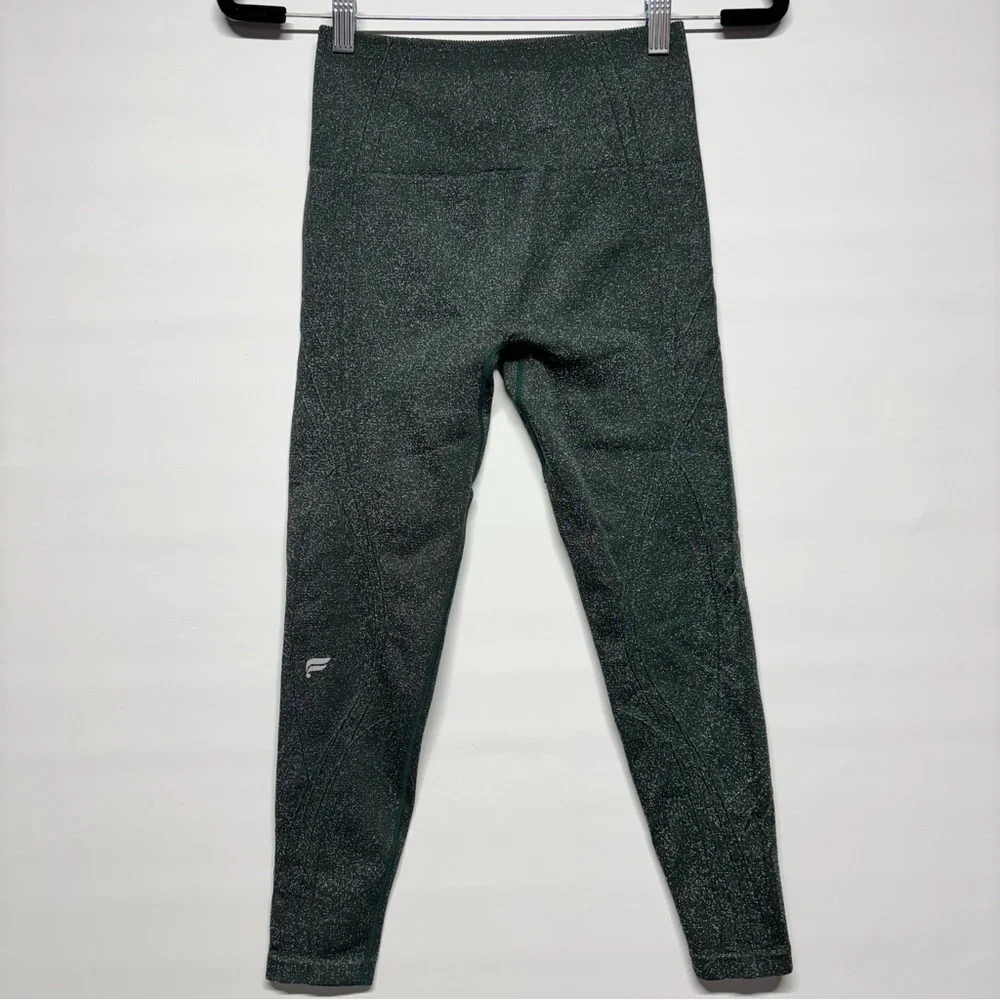 ✨Fabletics Seamless High-Waisted Legging Size S - Picture 5 of 14